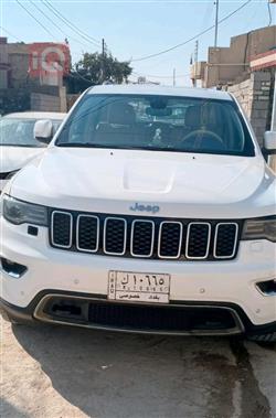 جیپ گراند شیرۆکی